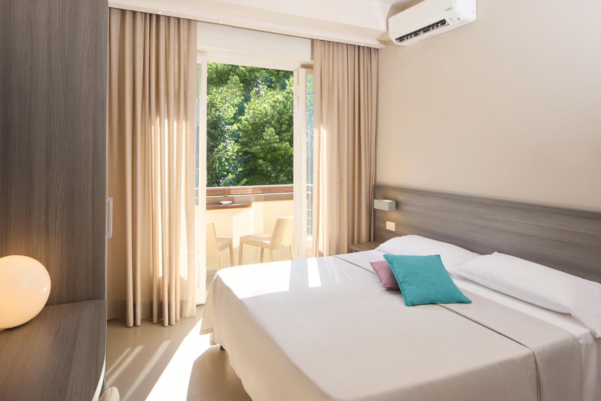 Hotel Crystal Marina di Pietrasanta Ngoại thất bức ảnh