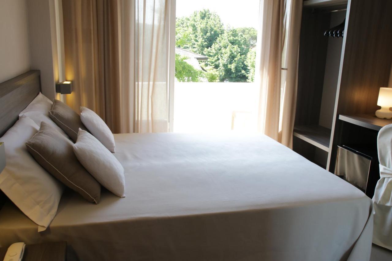 Hotel Crystal Marina di Pietrasanta Ngoại thất bức ảnh