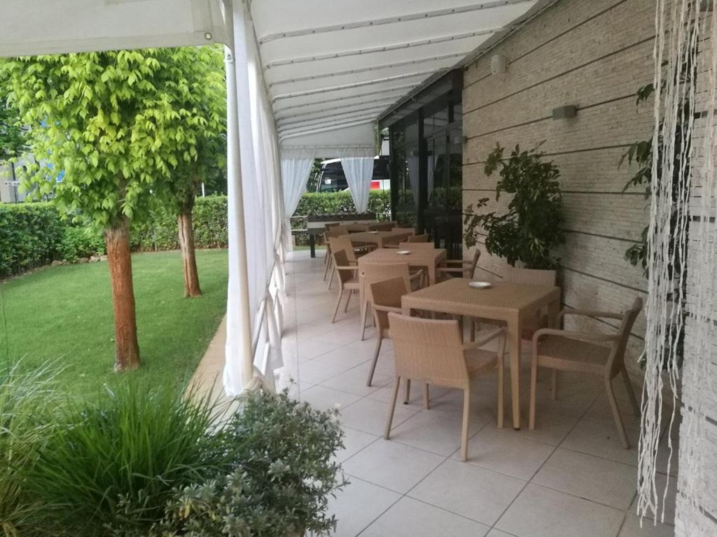 Hotel Crystal Marina di Pietrasanta Ngoại thất bức ảnh